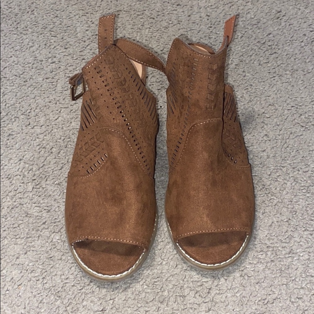Healed sandals